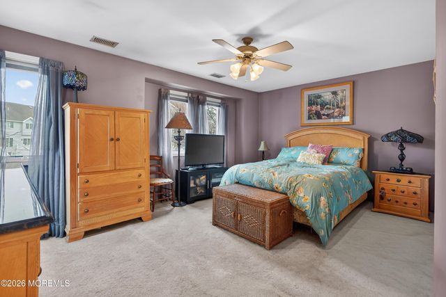 56 Violet Court, Toms River, NJ 08753