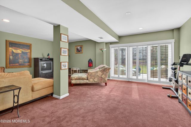 56 Violet Court, Toms River, NJ 08753