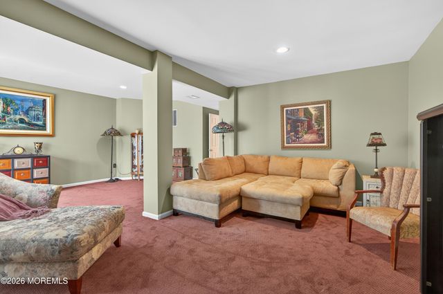 56 Violet Court, Toms River, NJ 08753