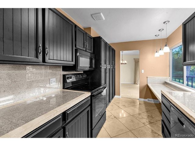 4663 W Ponds Cir, Littleton, CO 80123