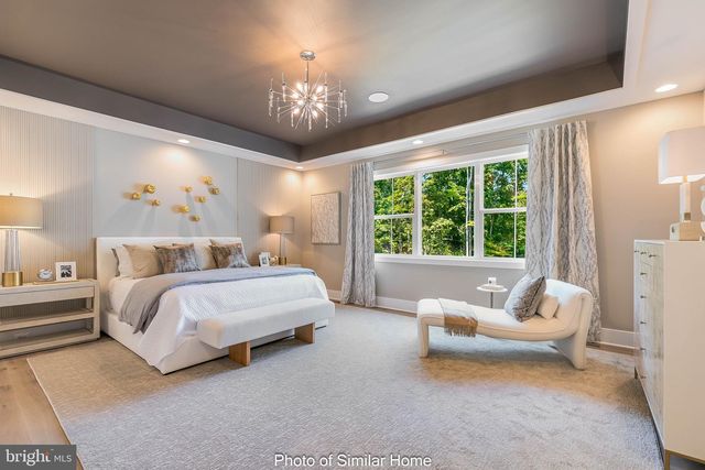 4805 FOX CHAPEL RD, Fairfax, VA 22030