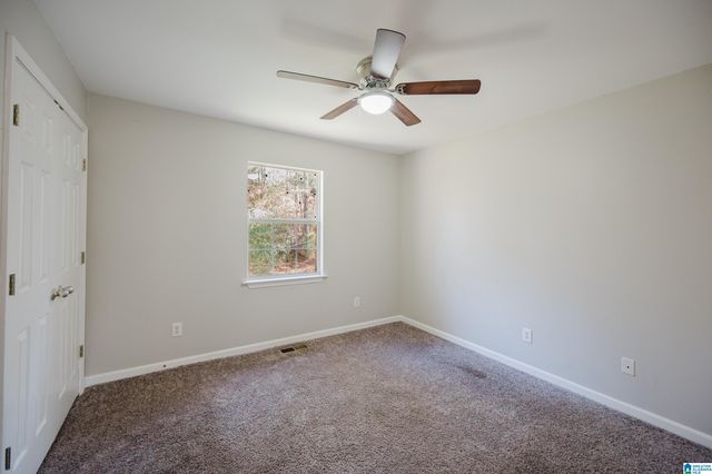 1402 SARDIS ROAD, Gardendale, AL 35071