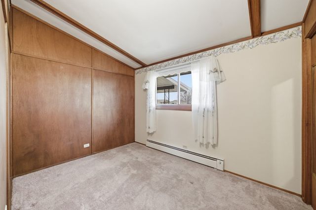 112 Sunrise Lane, Montezuma, IA 50171