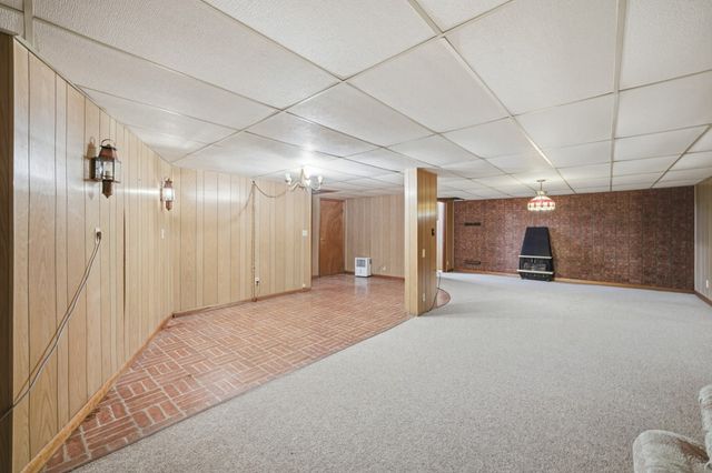 112 Sunrise Lane, Montezuma, IA 50171