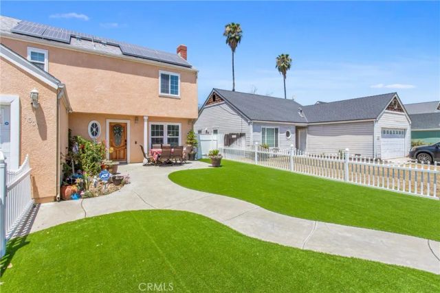 1001 Oak Glen, Colton, CA 92324