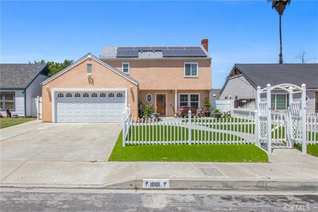 1001 Oak Glen, Colton, CA 92324