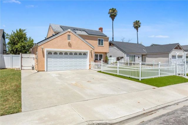 1001 Oak Glen, Colton, CA 92324