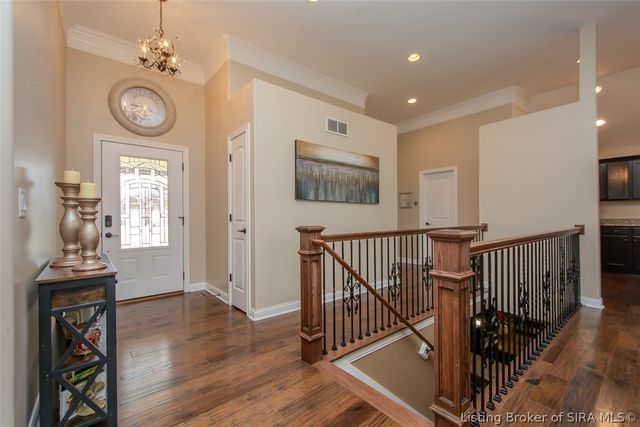 5445 Hawthorn Glen, Charlestown, IN 47111