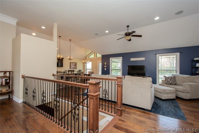 5445 Hawthorn Glen, Charlestown, IN 47111
