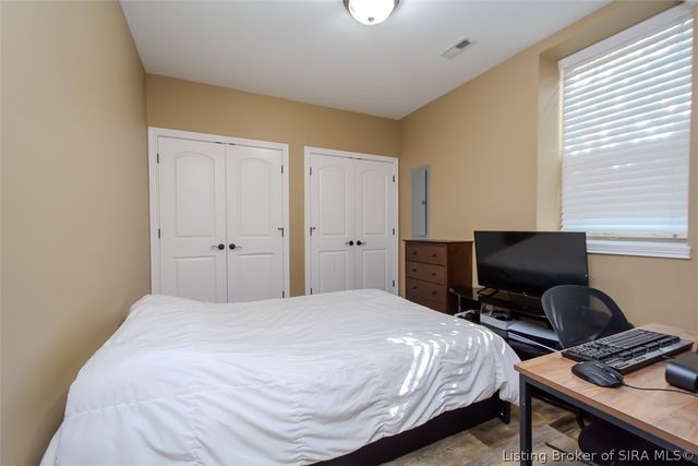 5445 Hawthorn Glen, Charlestown, IN 47111
