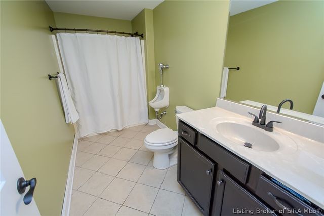 5445 Hawthorn Glen, Charlestown, IN 47111