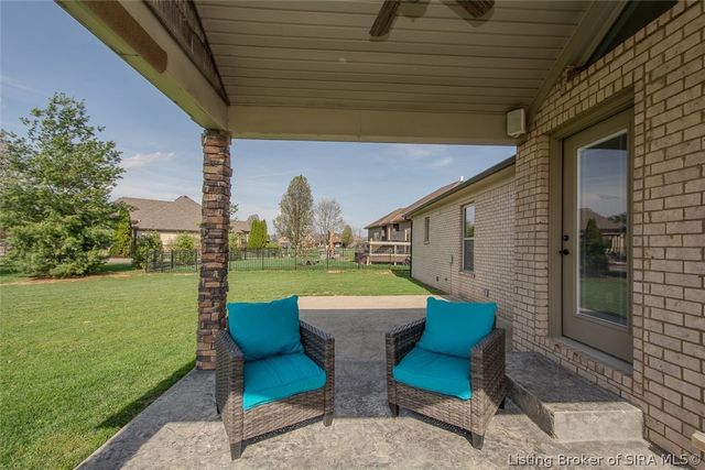 5445 Hawthorn Glen, Charlestown, IN 47111