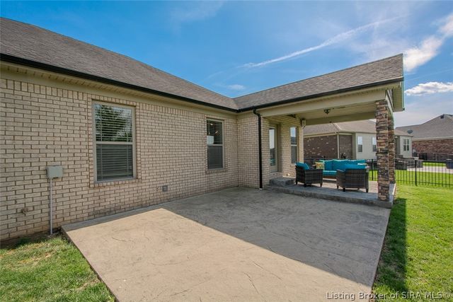 5445 Hawthorn Glen, Charlestown, IN 47111