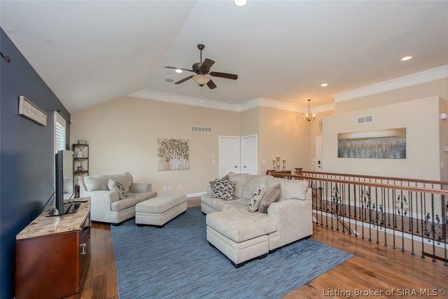 5445 Hawthorn Glen, Charlestown, IN 47111