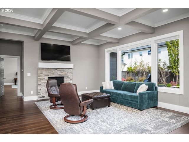 2251 LATHEN Way, Eugene, OR 97408