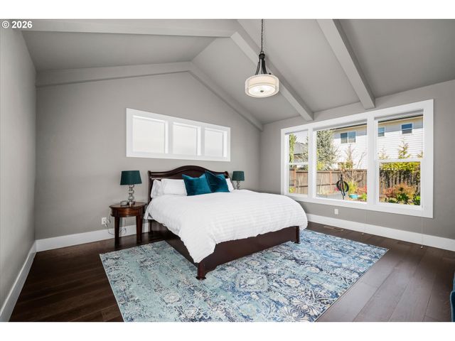 2251 LATHEN Way, Eugene, OR 97408