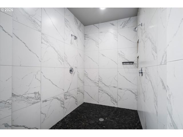 2251 LATHEN Way, Eugene, OR 97408