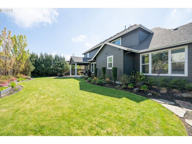 2251 LATHEN Way, Eugene, OR 97408