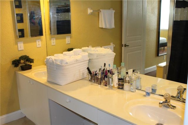 5800 French Plum Lane, Tamarac, FL 33321