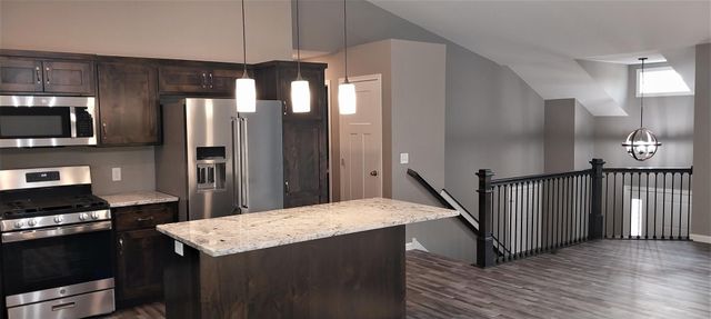 1063 NE Bellaire Boulevard NW, Isanti, MN 55040