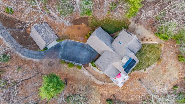 315 Jocassee Trail, Sapphire, NC 28774