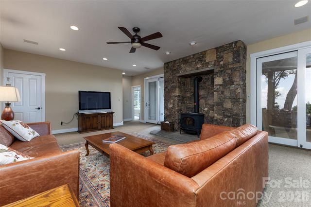 315 Jocassee Trail, Sapphire, NC 28774