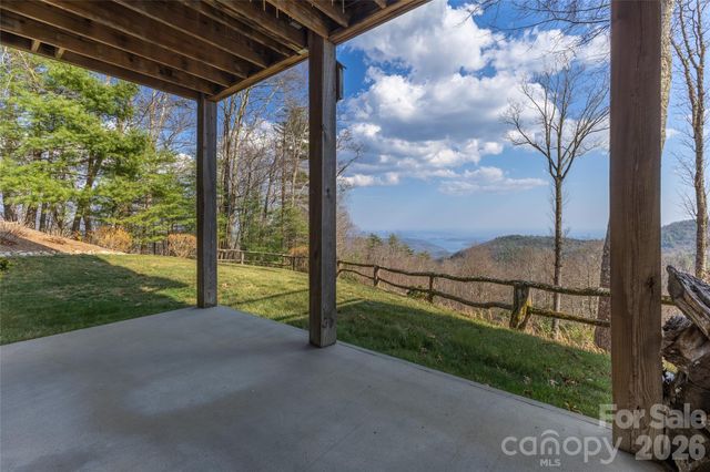 315 Jocassee Trail, Sapphire, NC 28774