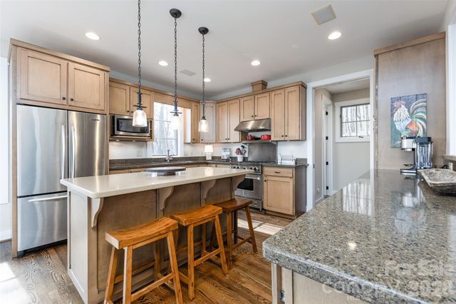 315 Jocassee Trail, Sapphire, NC 28774