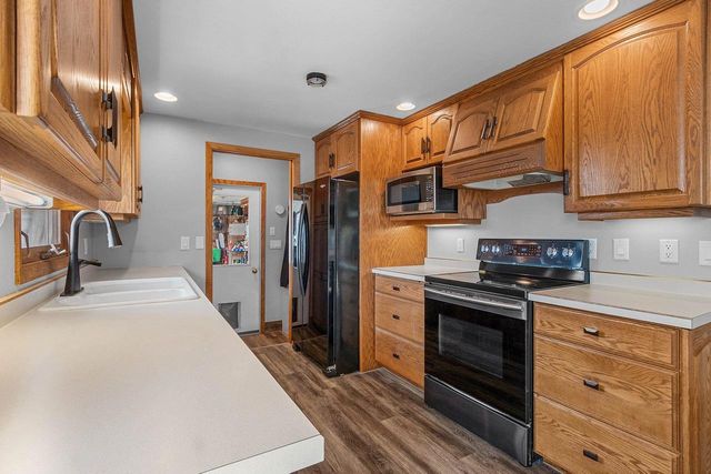 1021 WISHART AVENUE, De Pere, WI 54115