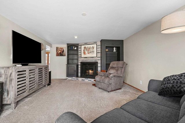 1021 WISHART AVENUE, De Pere, WI 54115