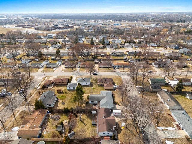 1021 WISHART AVENUE, De Pere, WI 54115