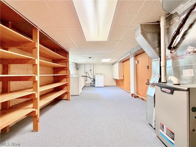 805 Pomeroy Pike, Belpre, OH 45714