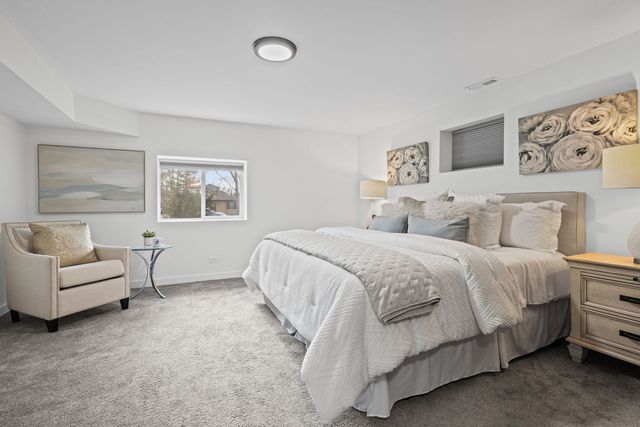 23576 N Overhill Drive, Lake Zurich, IL 60047