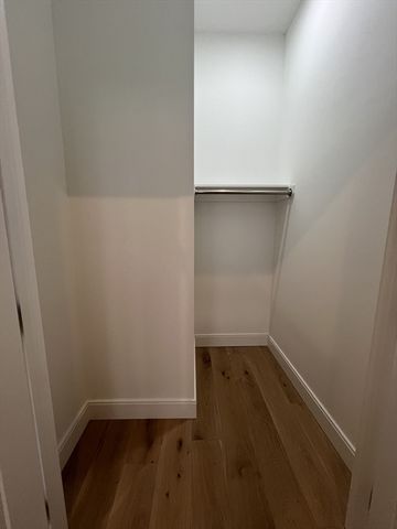 157 Everett St. 203, Boston, MA 02134