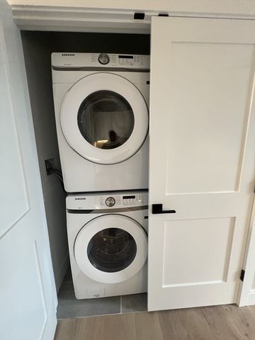 157 Everett St. 203, Boston, MA 02134