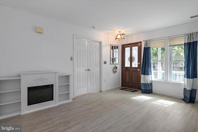 932 RIVERSEDGE CIR, Annapolis, MD 21401