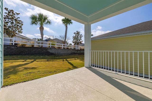 995 FIESTA KEY CIRCLE, Lady Lake, FL 32159