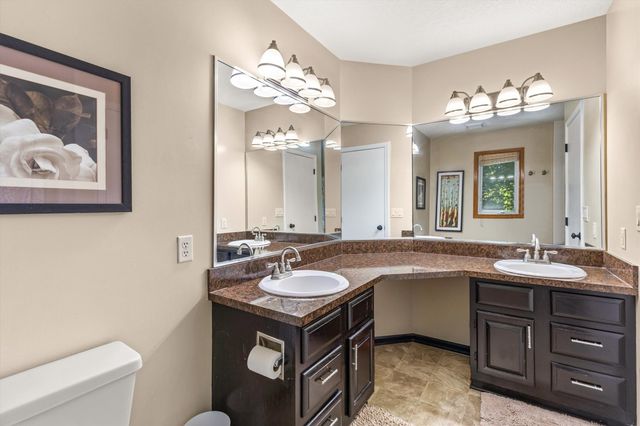 1021 58th Street, West Des Moines, IA 50266