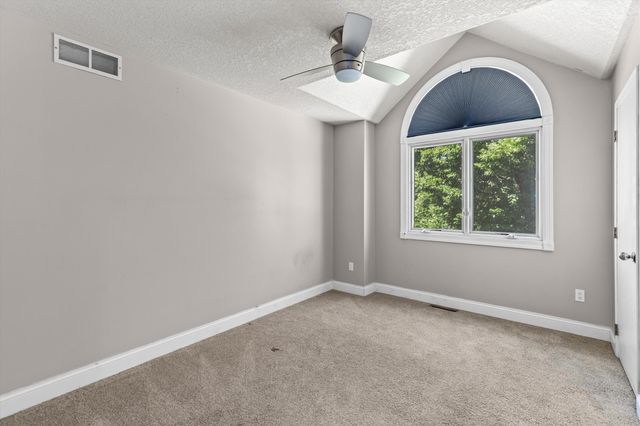 1021 58th Street, West Des Moines, IA 50266