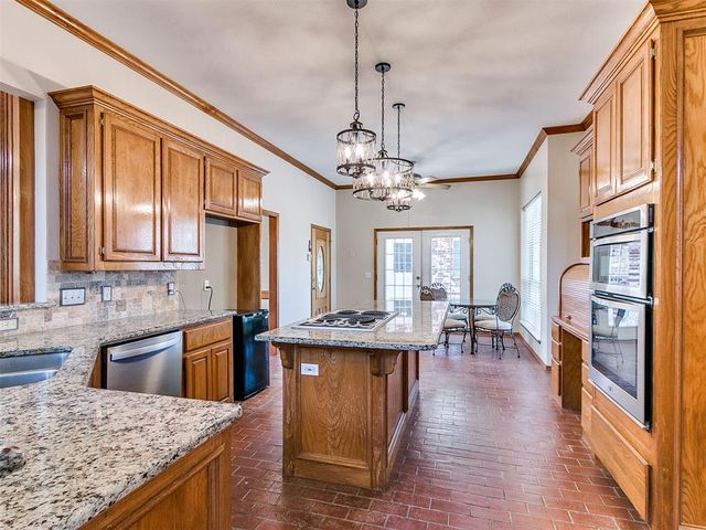 2517 Mission Road, Edmond, OK 73034
