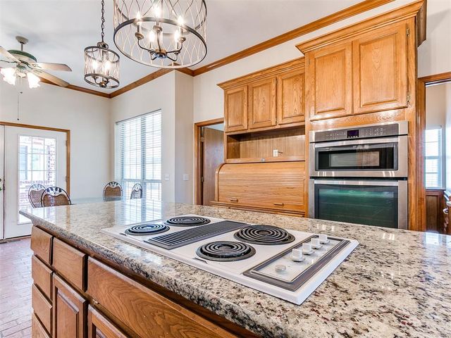 2517 Mission Road, Edmond, OK 73034