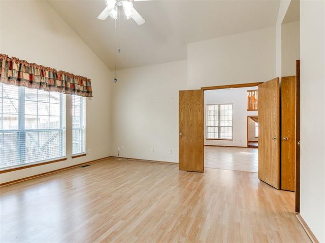 2517 Mission Road, Edmond, OK 73034
