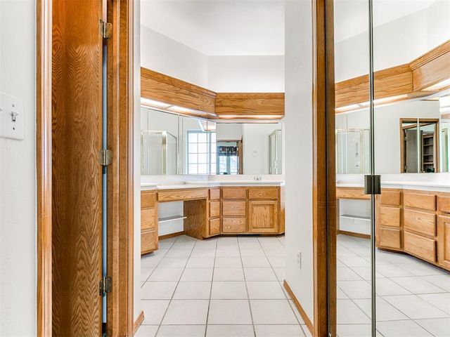 2517 Mission Road, Edmond, OK 73034