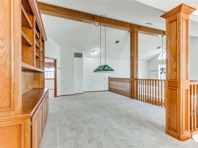 2517 Mission Road, Edmond, OK 73034