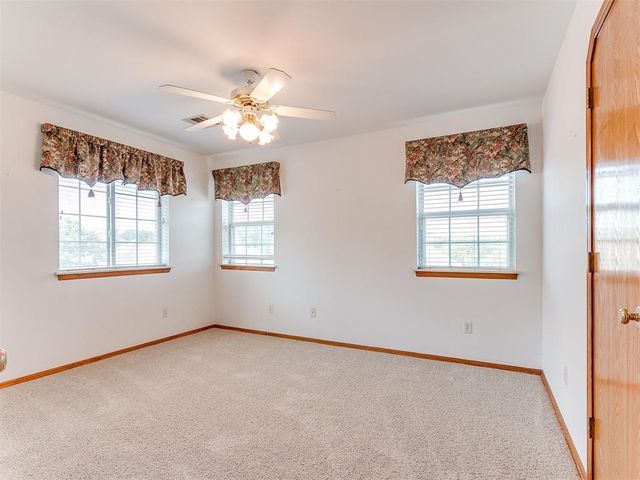 2517 Mission Road, Edmond, OK 73034