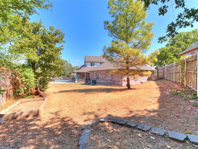 2517 Mission Road, Edmond, OK 73034