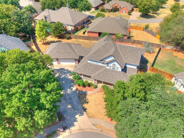 2517 Mission Road, Edmond, OK 73034
