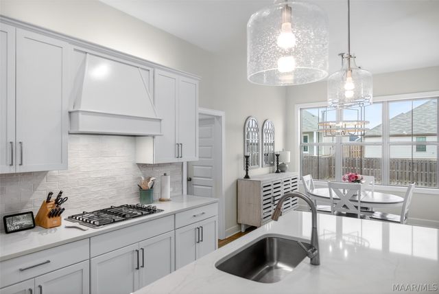 9370 CRESCENT LODGE Circle, Pike Road, AL 36064