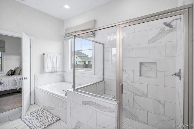 9370 CRESCENT LODGE Circle, Pike Road, AL 36064