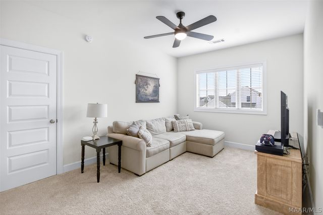 9370 CRESCENT LODGE Circle, Pike Road, AL 36064